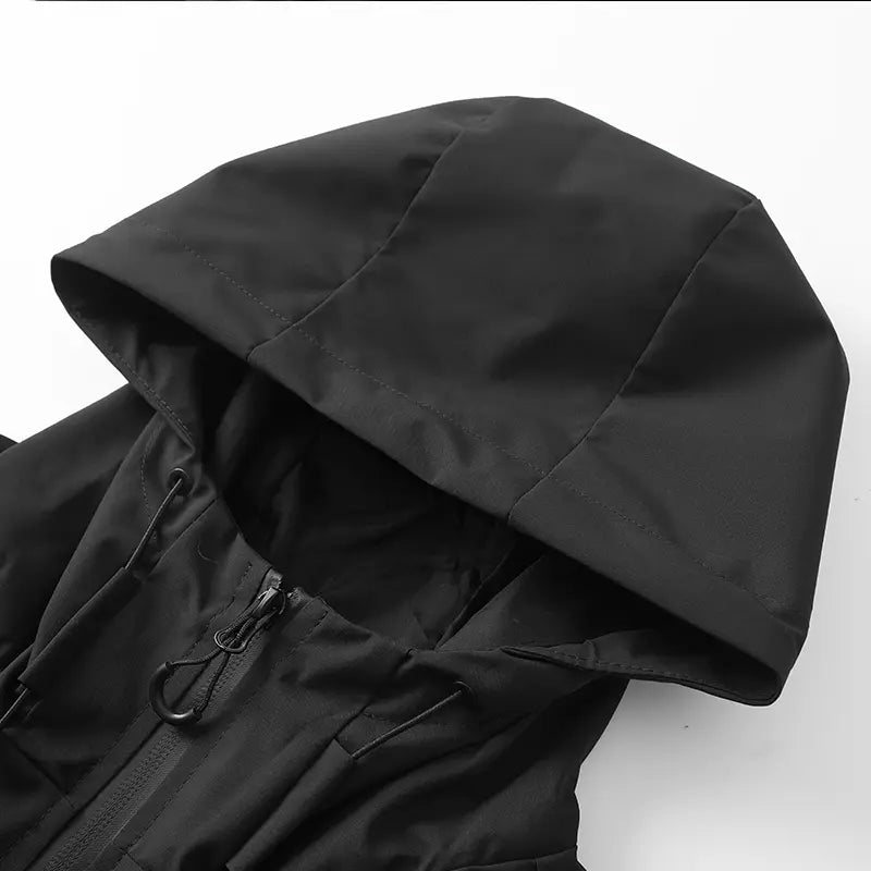 Men’S Lightweight Windproof Softshell Hooded Jacket Featuring a Drawstring Design, Sporty Casual Style, Front Pocket and Side Zipper, Suitable for Spring and Autumn and Back-To-School Season Wear; Long-Sleeve Style Is Ideal for Outdoor Activities in Sprin